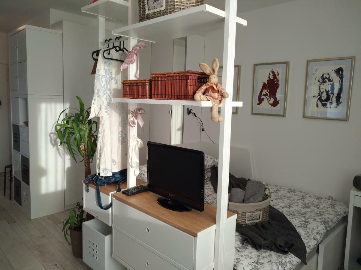 New Studio Apartment Sun With Free Parking Zagreb Luaran gambar